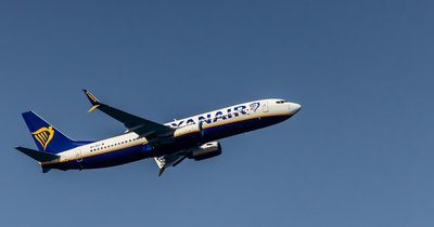 Ryanair - ukryte opłaty i jak ich unikać podczas rezerwacji